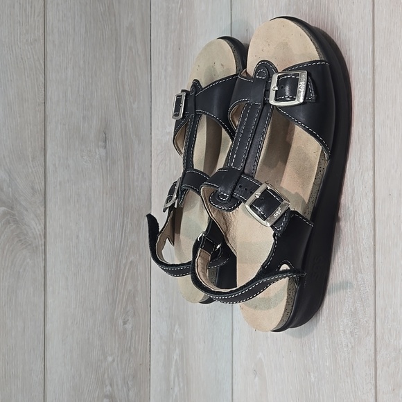 SAS Women Comfort Tripad Black Leather Sandals with Buckle Straps Shoes Sz 7M - Picture 2 of 12